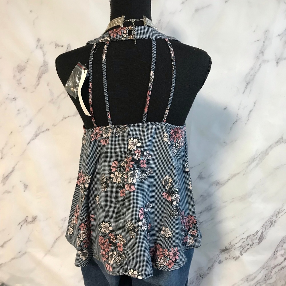 TODAY'S DEAL!! NAVY FLORAL SLEEVELESS TOP - Picture 6 of 8